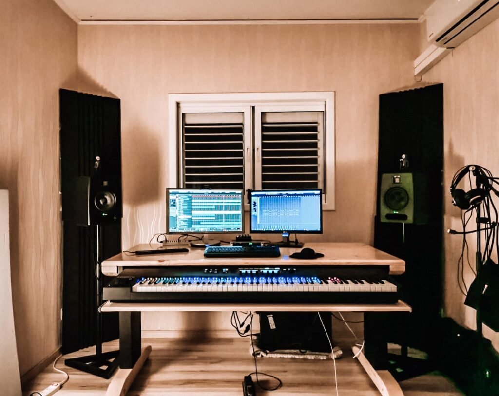 RAFA DESK 8U